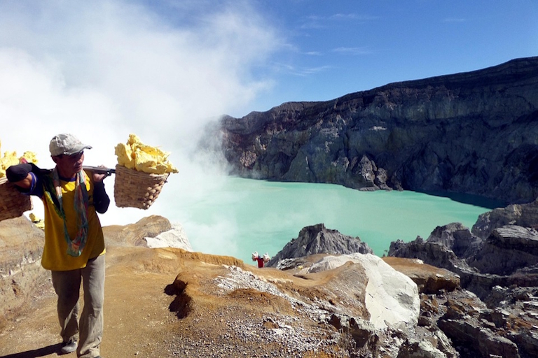 Ijen Crater Travel Guide: A Surreal Adventure in East Java